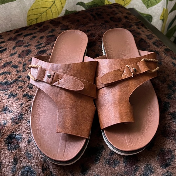 Jesus Sandal’s - Picture 5 of 6